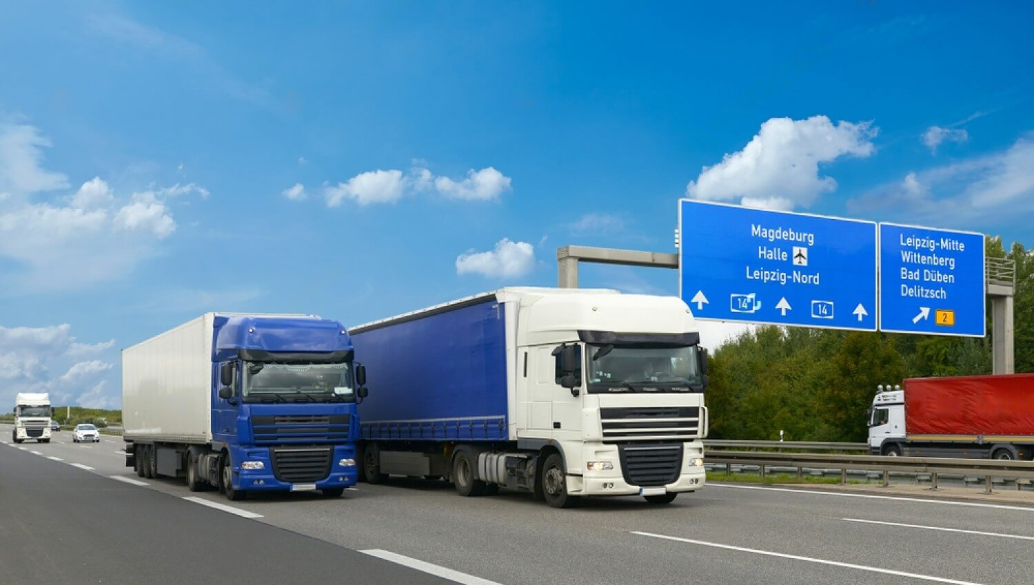Karayolu ihracatı, Türkiye'den Avrupa'ya taşımacılık, Lorry araçları, parsiyel yükleme, full tır yükleme, lojistik çözümleri.